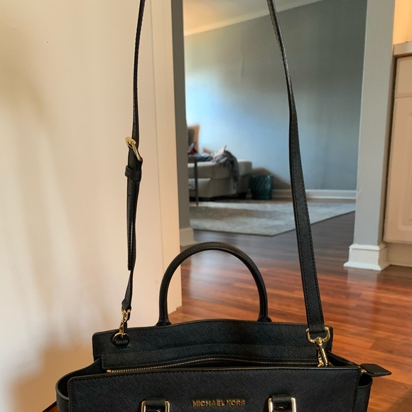 MICHAEL KORS - Selma Satchel - Black - Picture 2 of 7